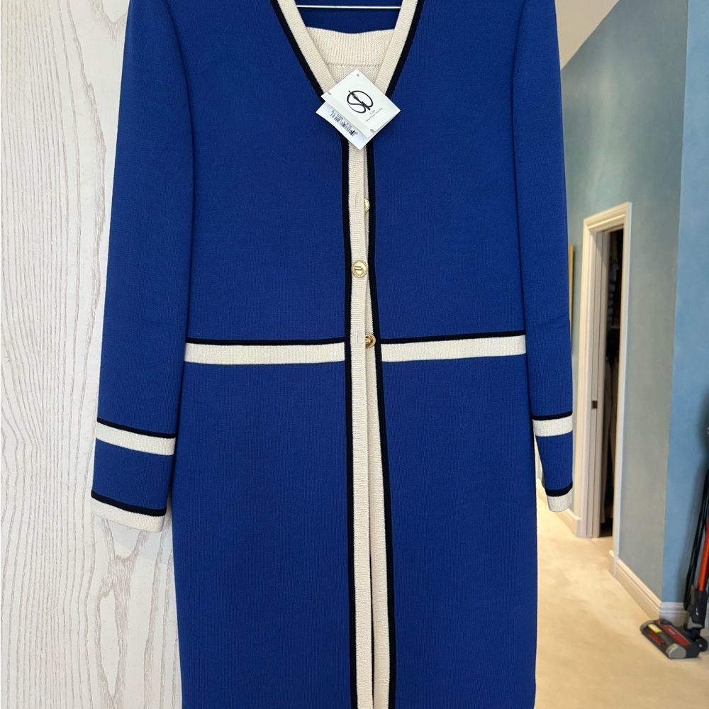 St. John Blue and Cream Long Sleeve Dress